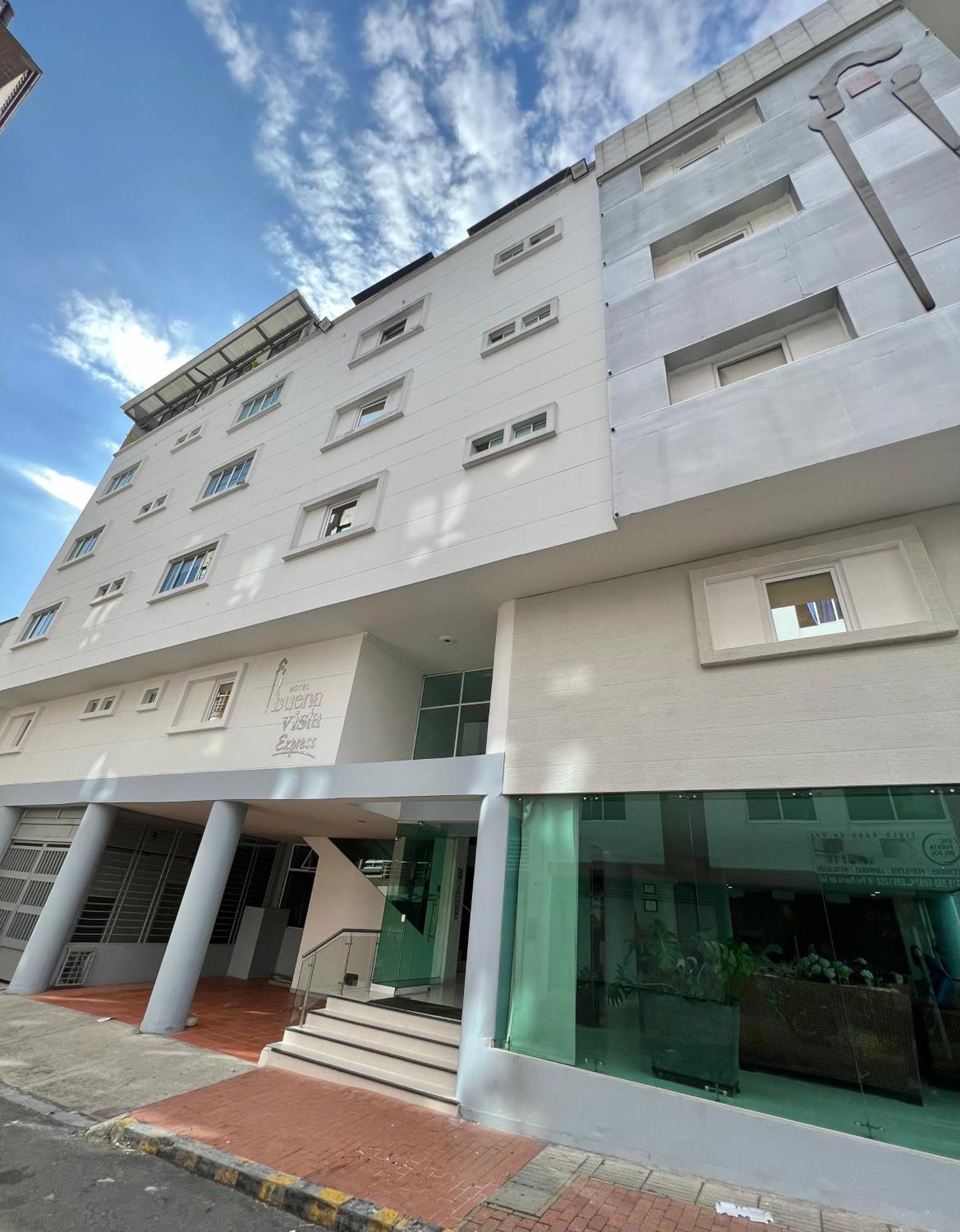 Hotel Buena Vista Express Bucaramanga Zewnętrze zdjęcie